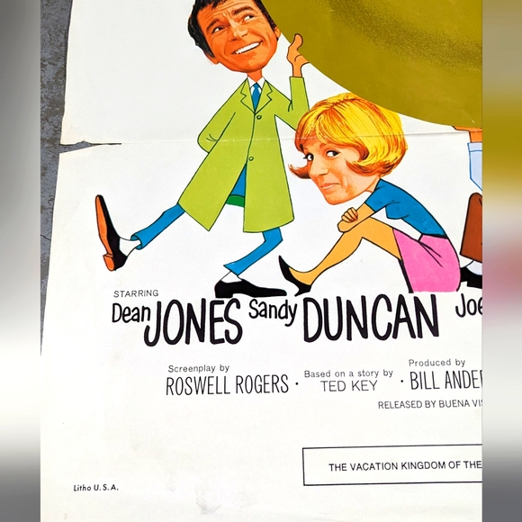 Vintage Rare 1971 Original Walt Disney $1,000,000 Golden Duck Movie Promo Poster - Picture 4 of 9